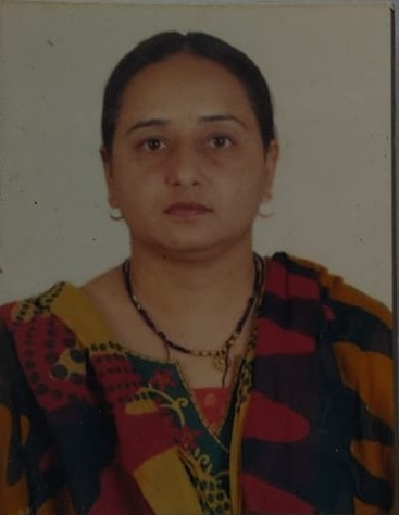 DR AYESHA SIDDIQUA